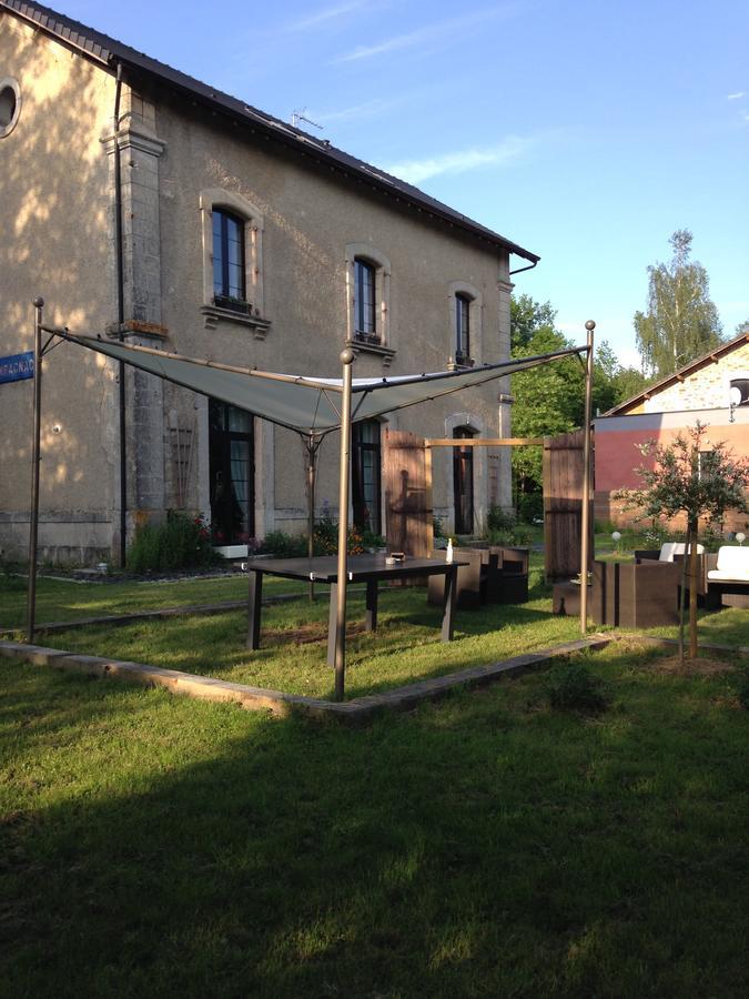 La Gare Aux Oiseaux Champagnac-la-Rivière Exterior foto