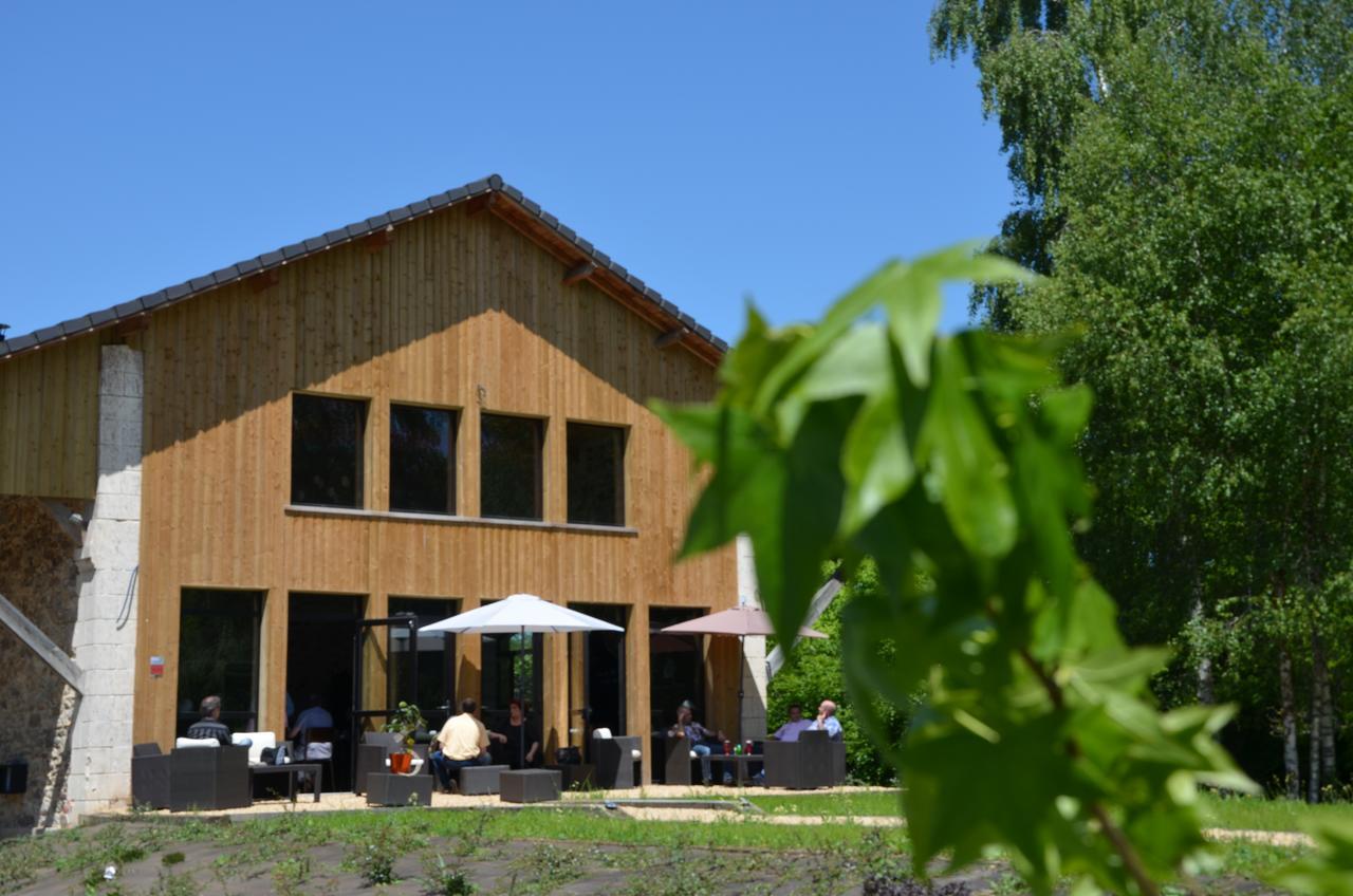 La Gare Aux Oiseaux Champagnac-la-Rivière Exterior foto
